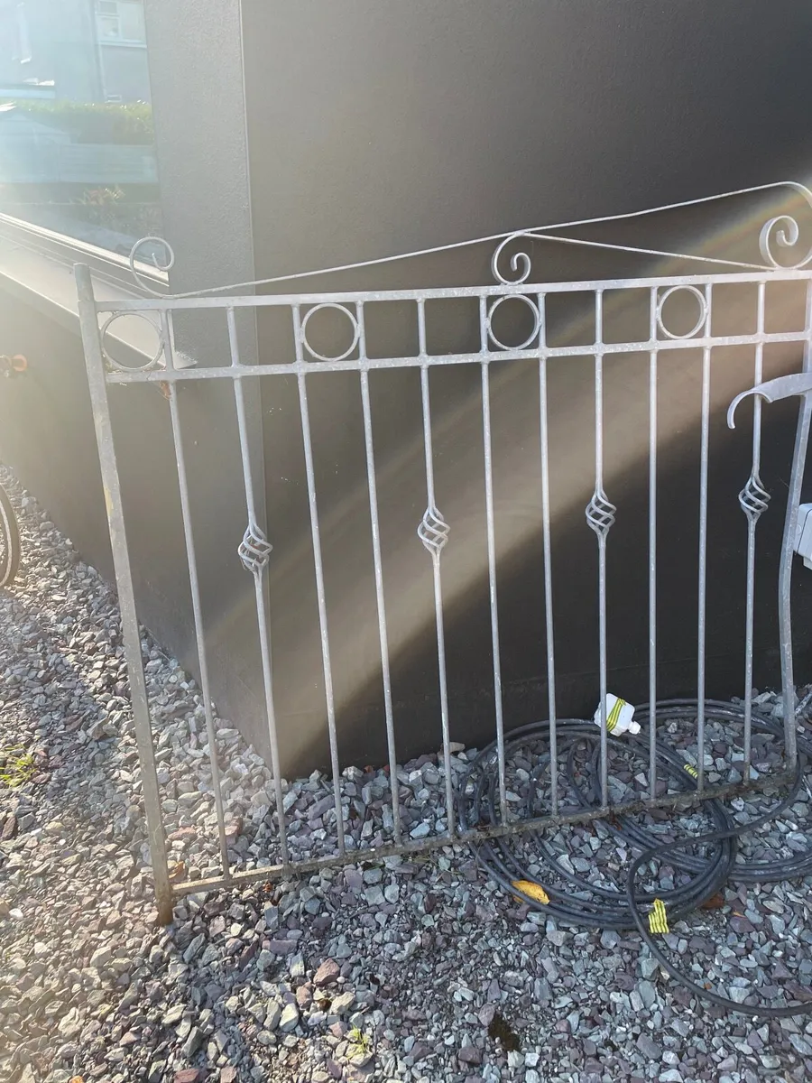 Pair galvanised entrance gates - Image 1