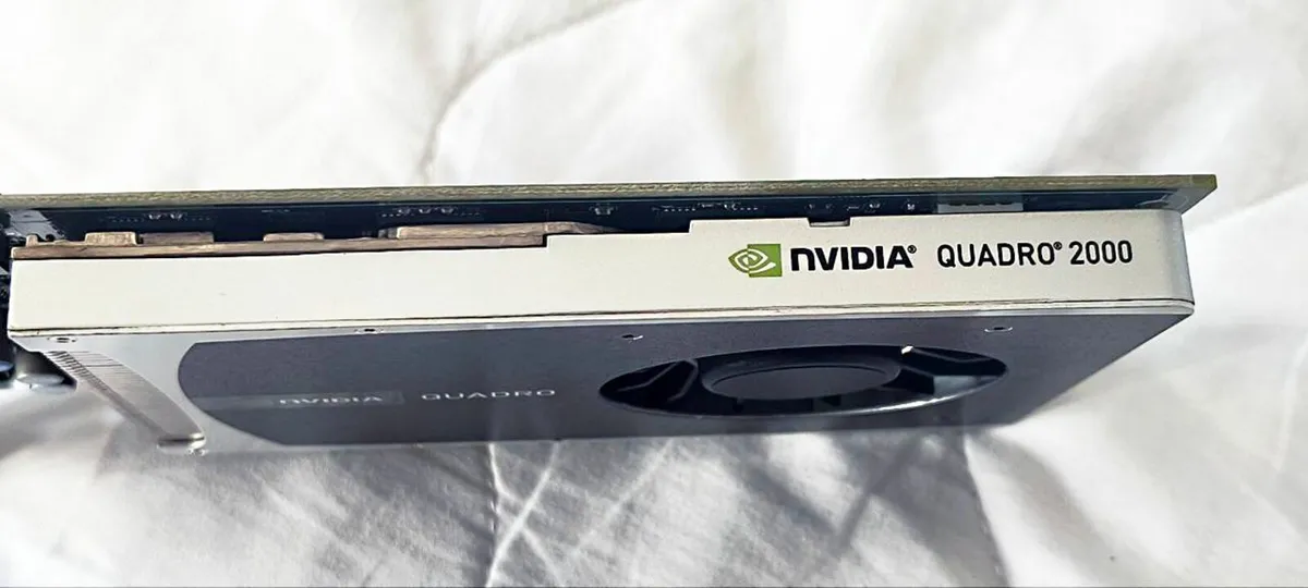 Nvidia Quadro 2000 PCI-E Graphics Card - Image 3