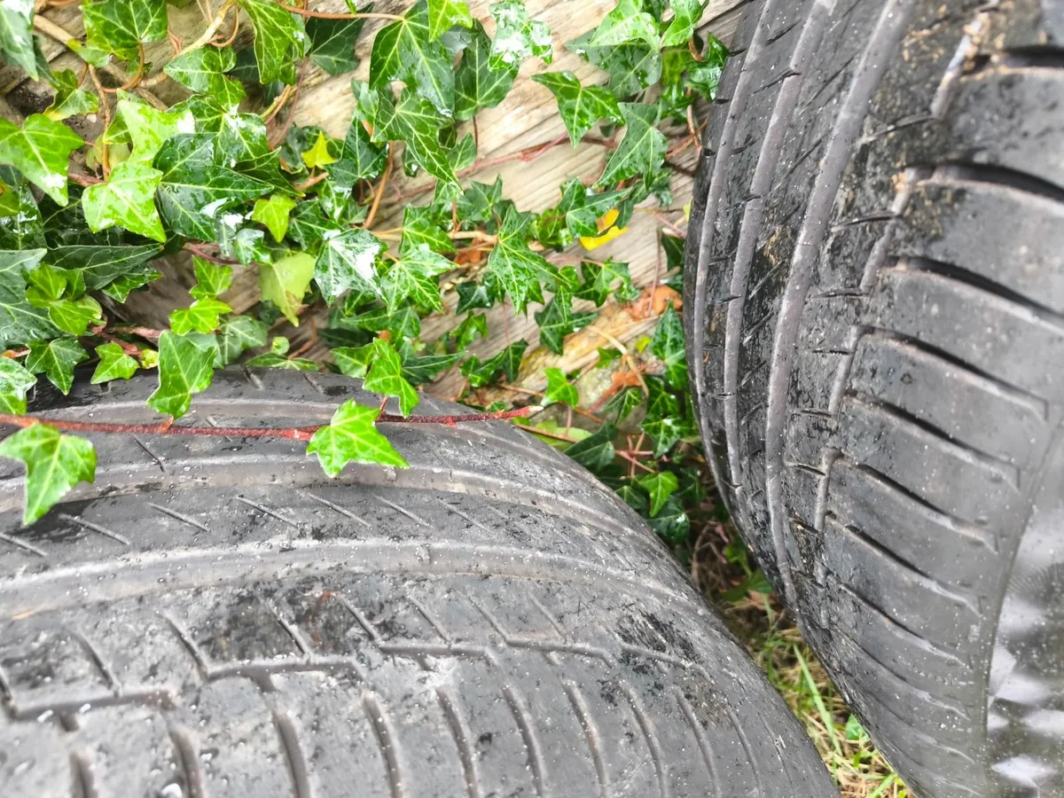 Audi E TRON Genuine wheels 265/45/21 good tyres!! - Image 4