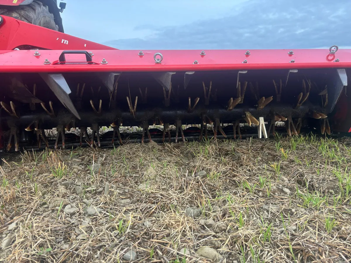 2022 kverneland 3232mn - Image 2