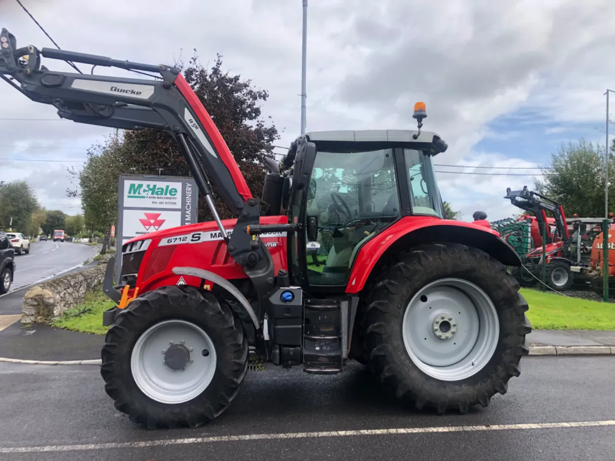 Massey Ferguson 6712S - Image 1