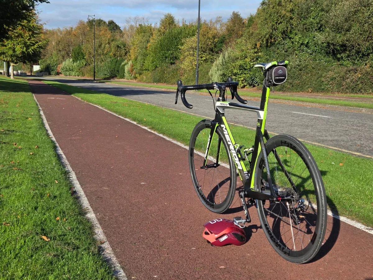 Merida Reacto DA Limited Edition carbon road bike - Image 4