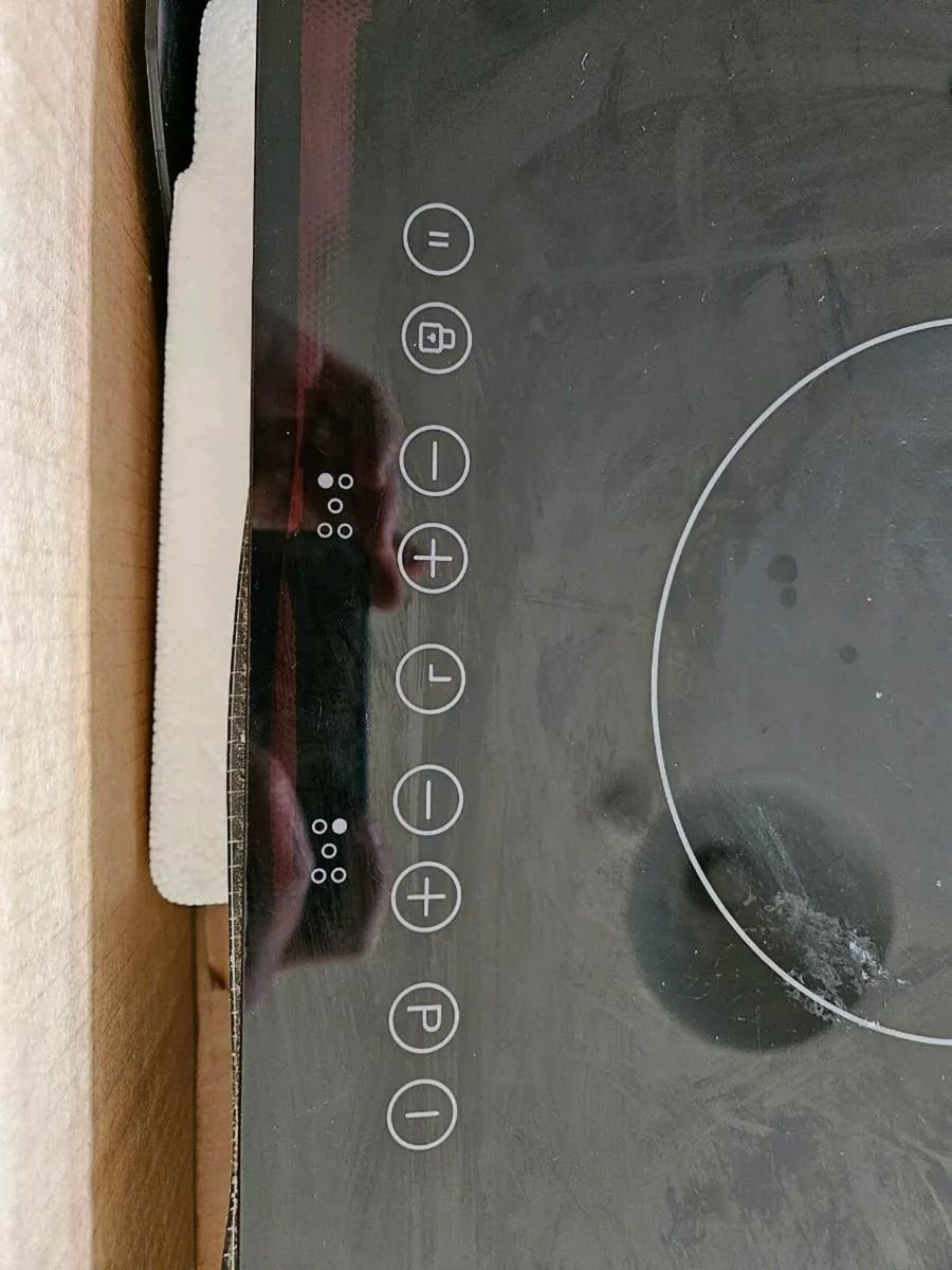 Nordmende HCI90FL 900mm 5 zone Induction Hob - Image 2