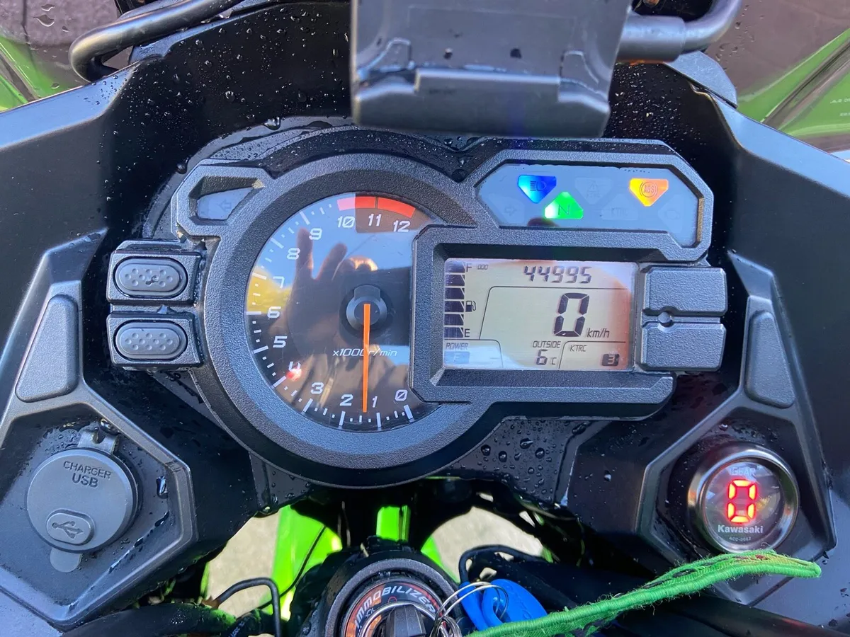 Kawasaki Versys 1000 GT - Image 3