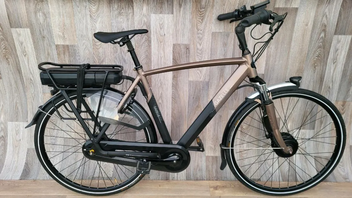 GAZELLE ORANGE C 7+ ONLY 79 KM - Image 1