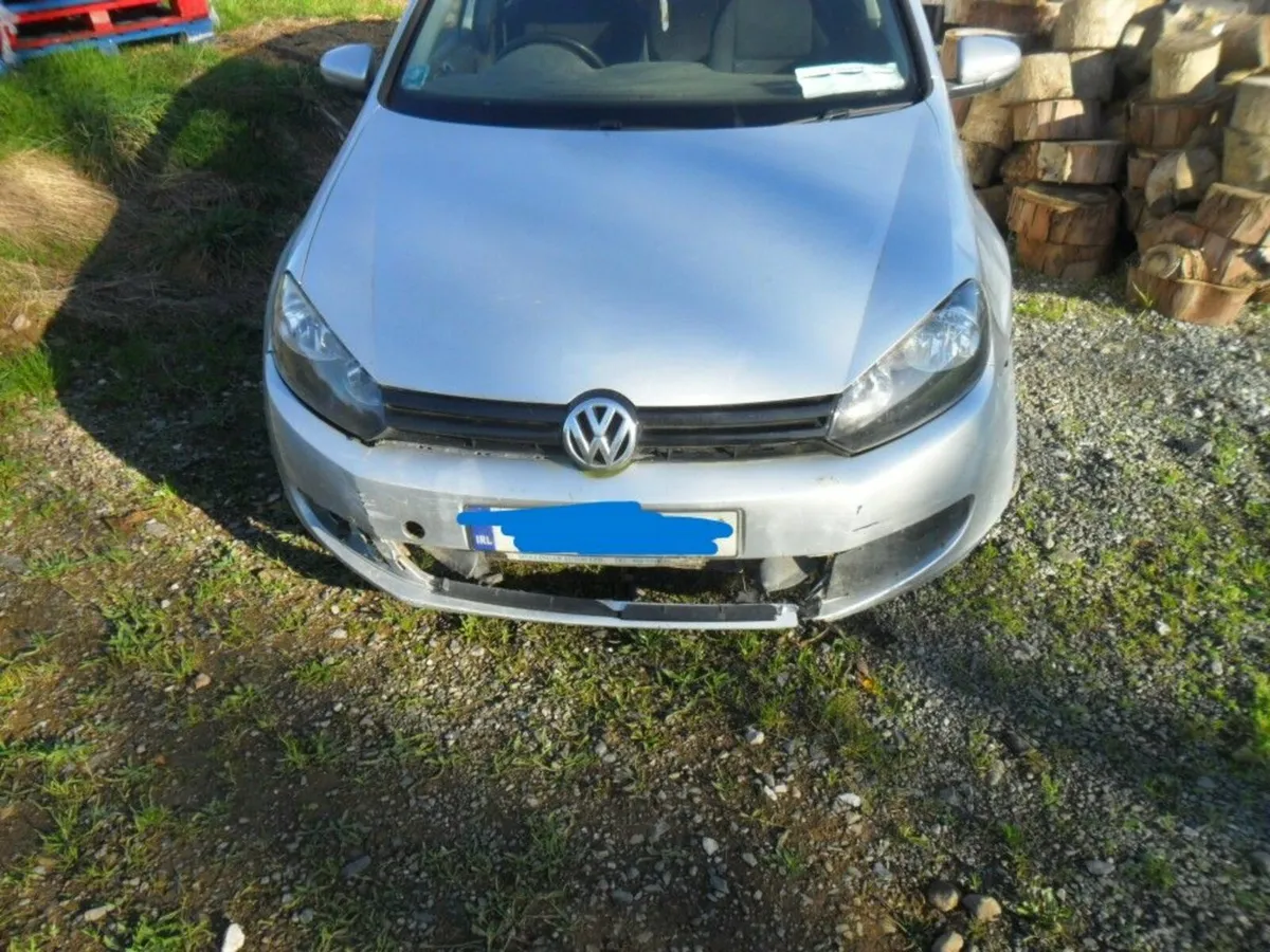 VW Golf 2010 for breaking - Image 1