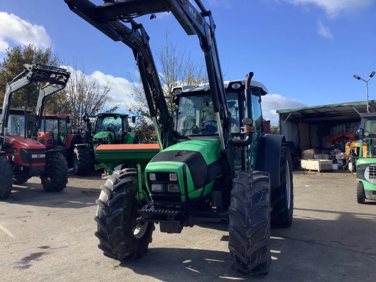 2011 DEUTZ FAHR Agrofarm 420 with loader - Image 1