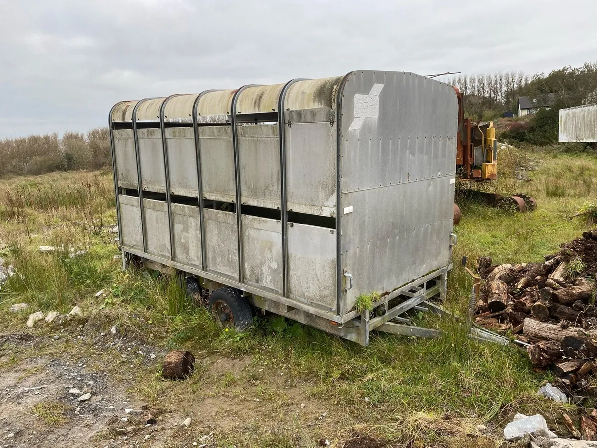 Cattle trailer - Image 2