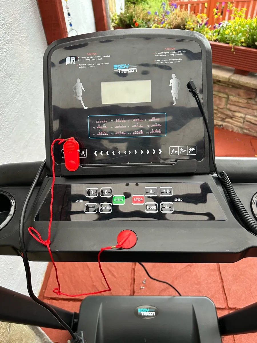 Treadmill E6 Fault on the Screen. - Image 2