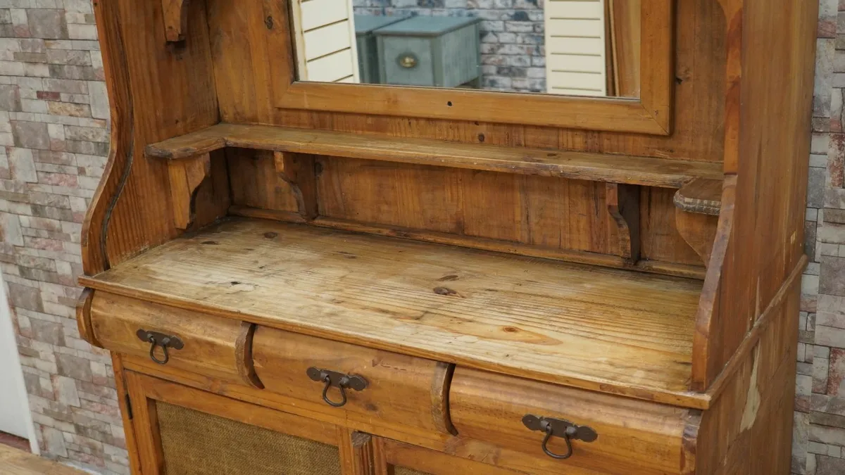 High-Quality Mexican Rustic Pine Cantina Bar Cabin - Image 4