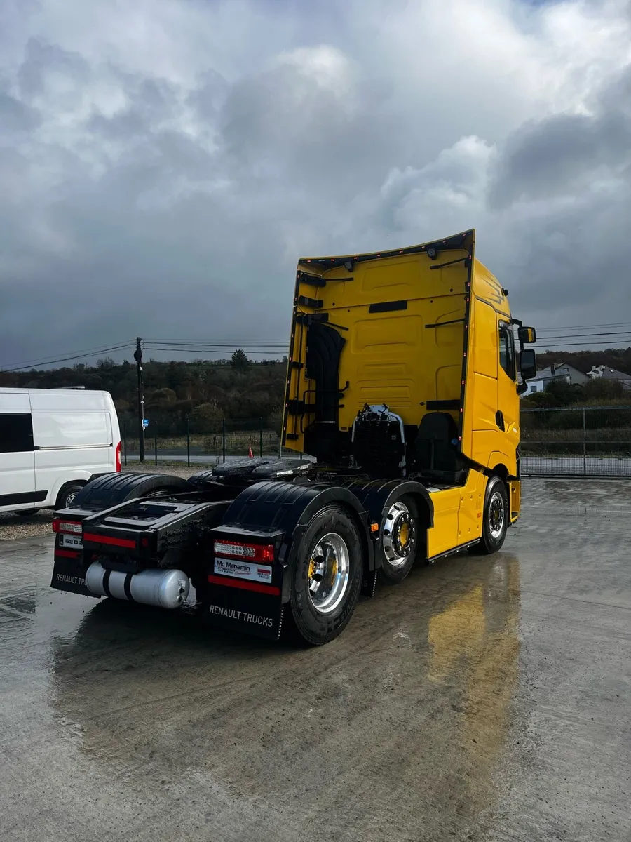 Renault T-High 520 - Image 2
