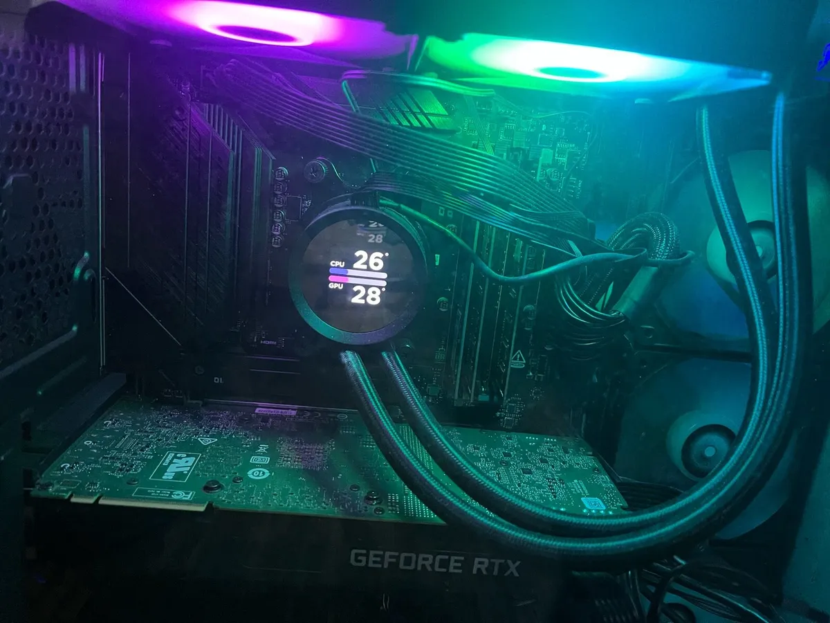 Gaming pc liquid cpu cooled - Image 3