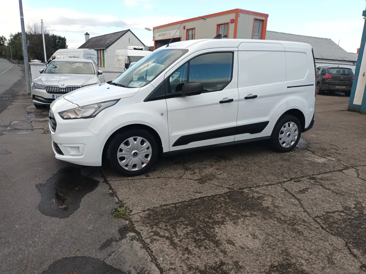 2021 Ford Transit Connect SWB HP TREND 1.5TD - Image 4