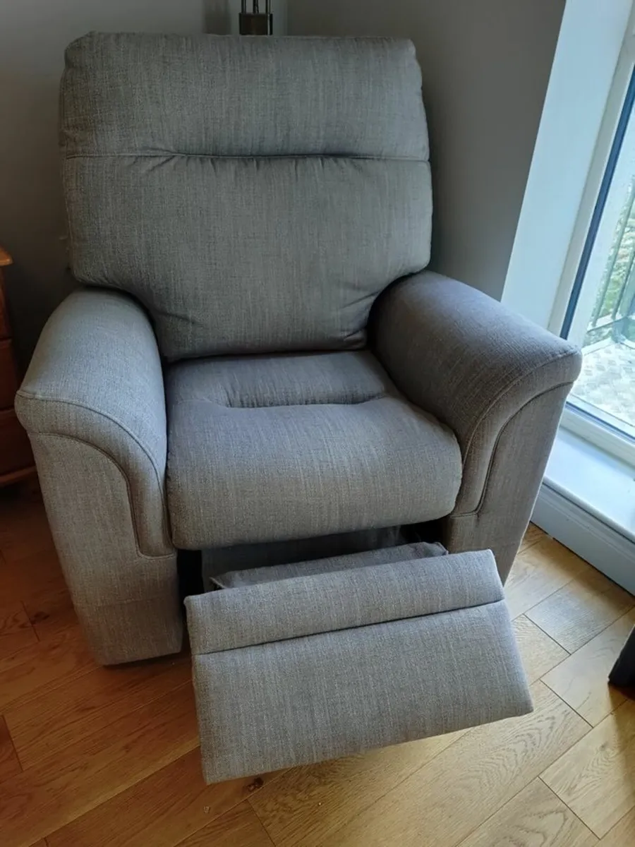 Parker Knoll recliner armchair - Image 3