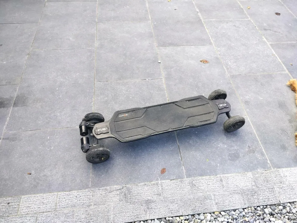 Electric Skateboard - Image 1