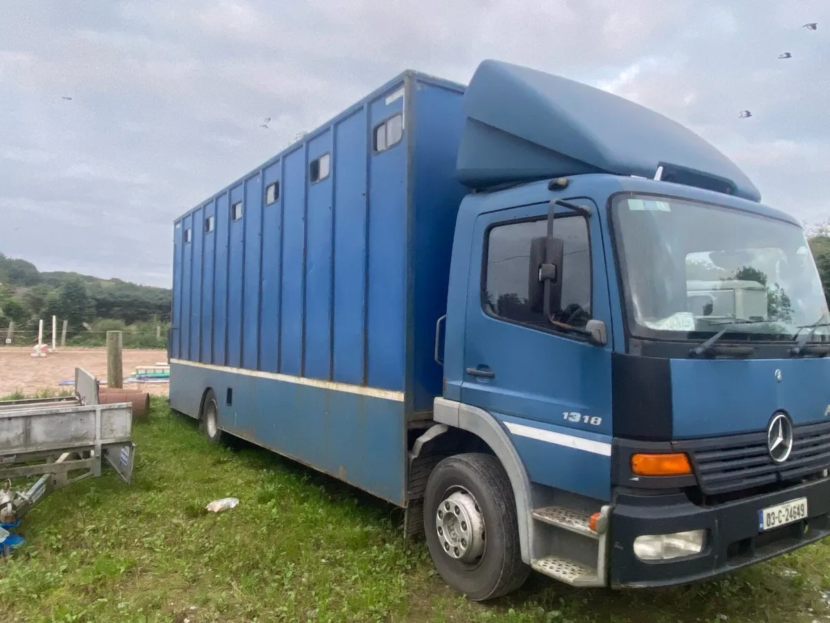 Mercedes Atego - Image 3