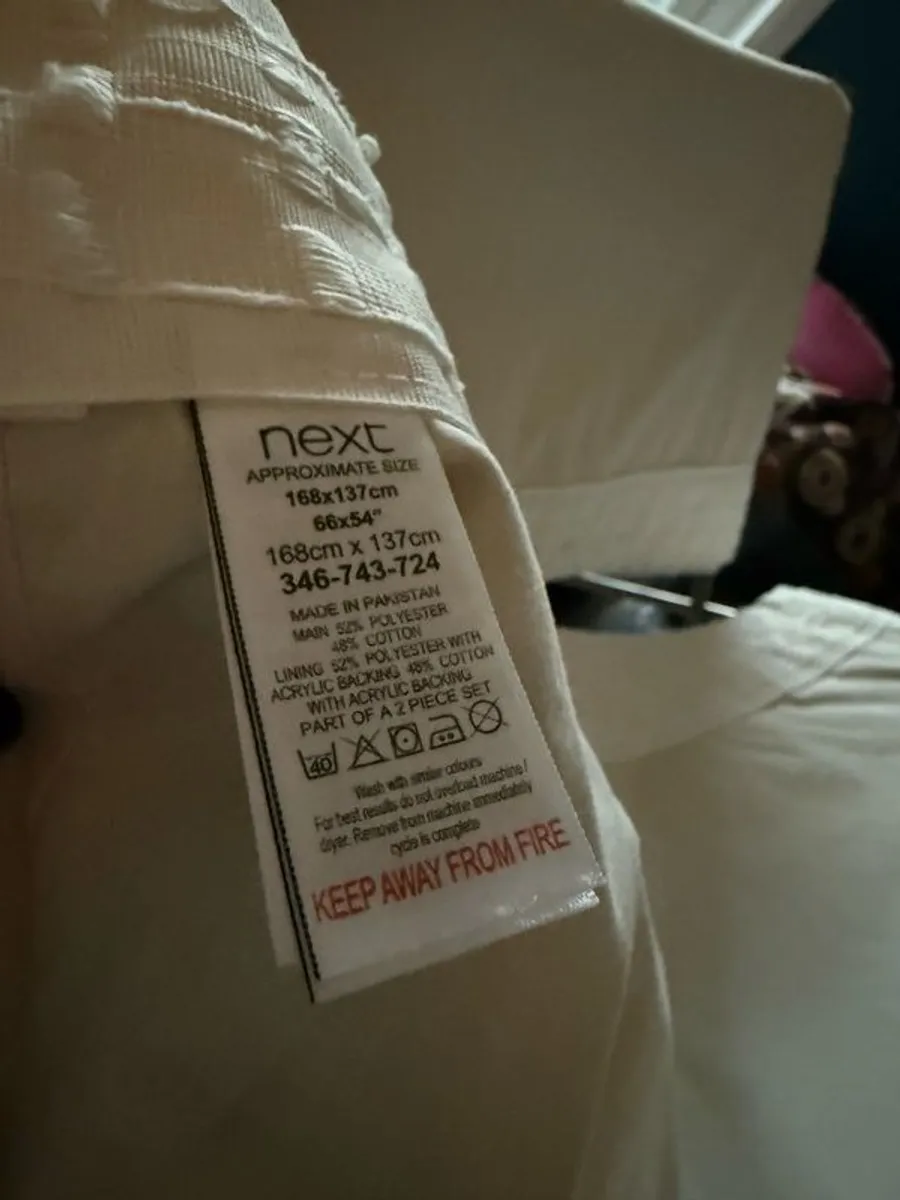 Unicorn curtains and duvet cover - Image 3