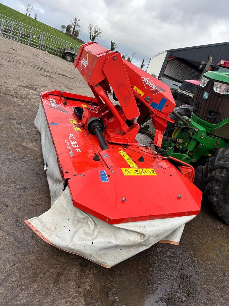 Front mower conditioner - Image 2