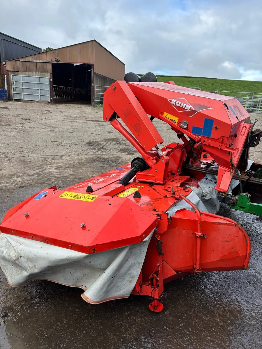 Front mower conditioner - Image 4