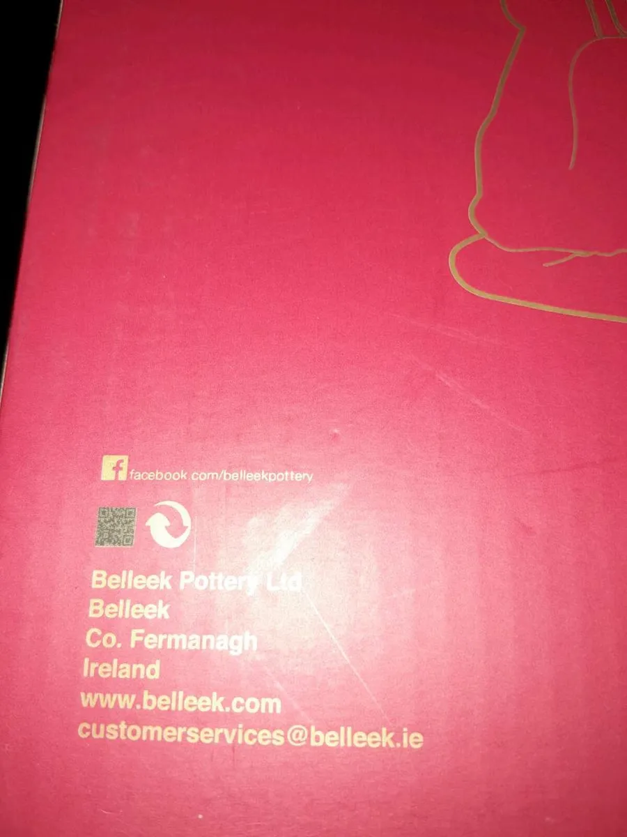 BELLEEK Nativity family large 7270 - Image 3