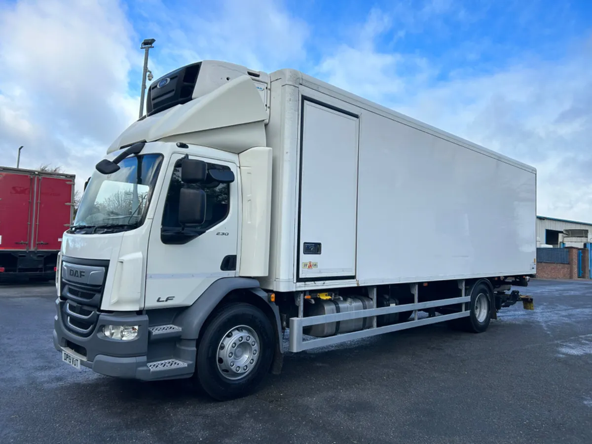2019 Daf lf230 18 ton multi temp fridge - Image 1