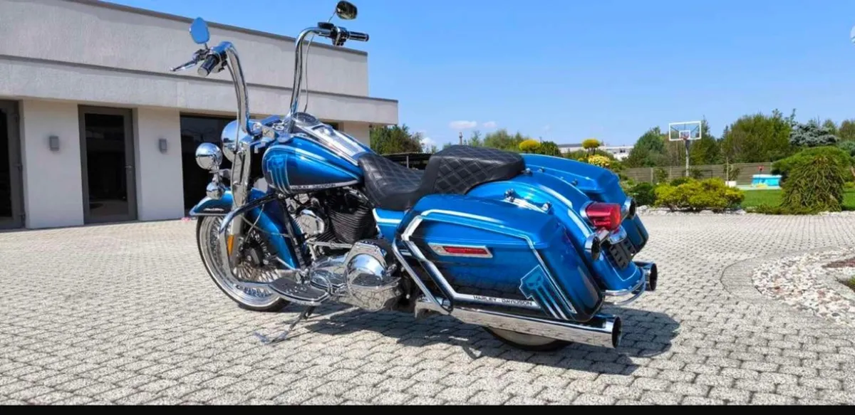 2 HARLEY  DAVIDSON ROAD KING 👑 - Image 2