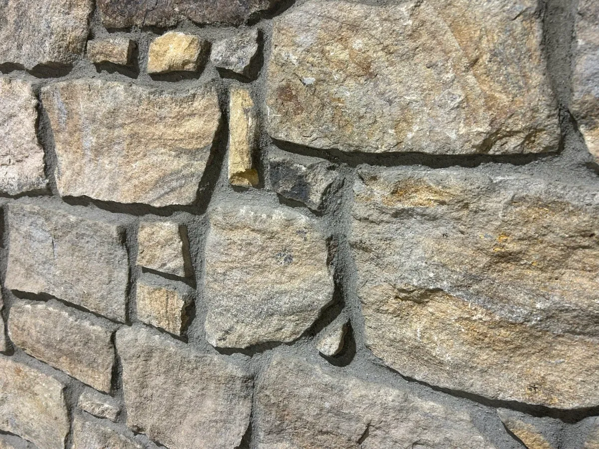 Leitrim Arigna Golden 30mm Cladding Stone &