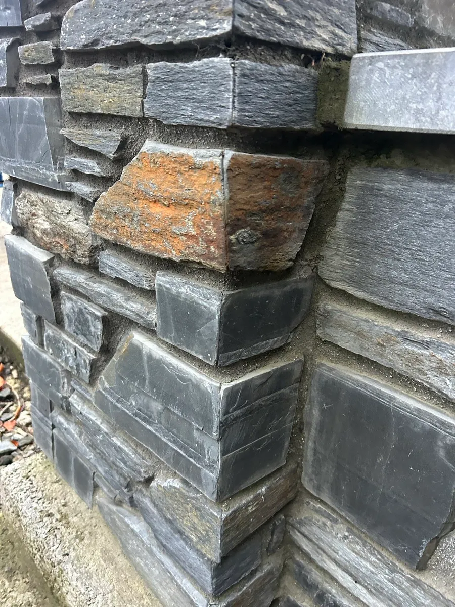 Donegal Black Slate Natural Stone Cladding/Corners - Image 3