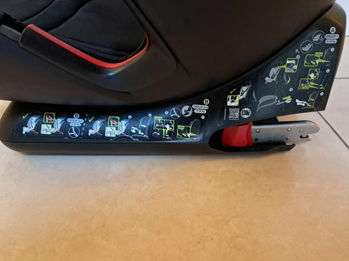 Britax Römer Advansafix IV R Car Seat - Image 3