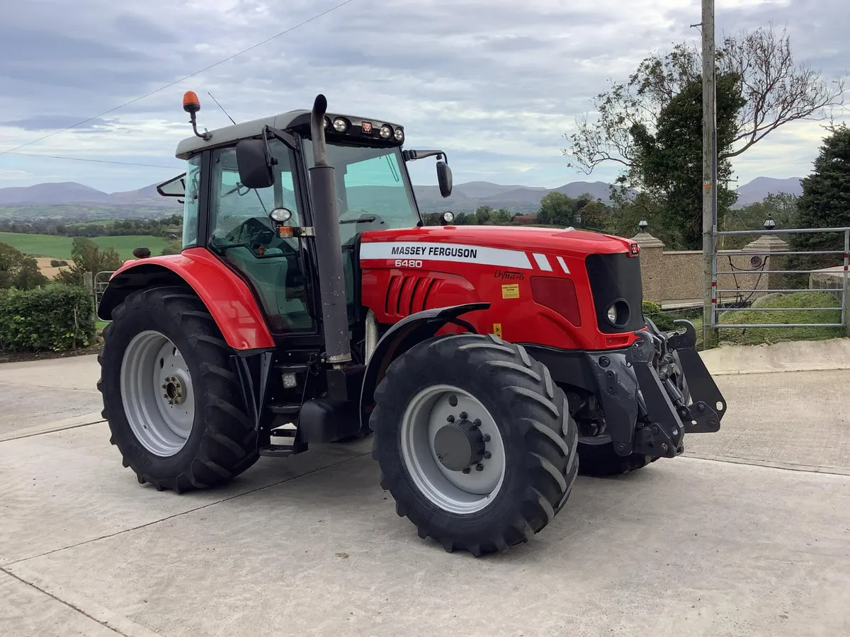 2011 MF 6480 - Image 3