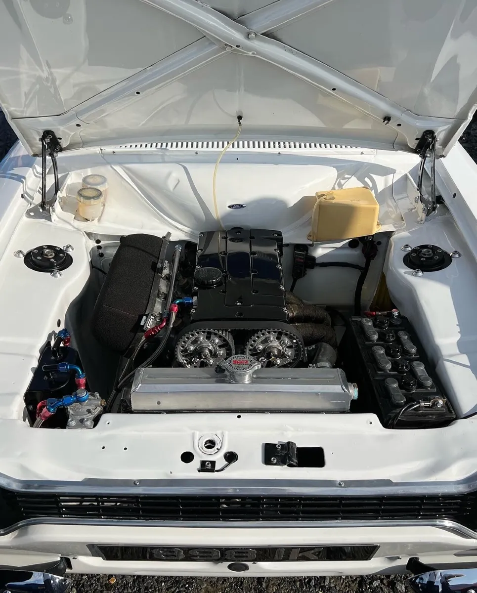 2L Vauxhall Redtop Engine - Image 1