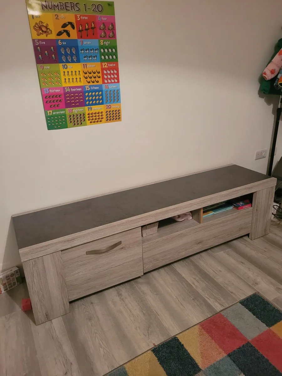 TV unit - Image 2