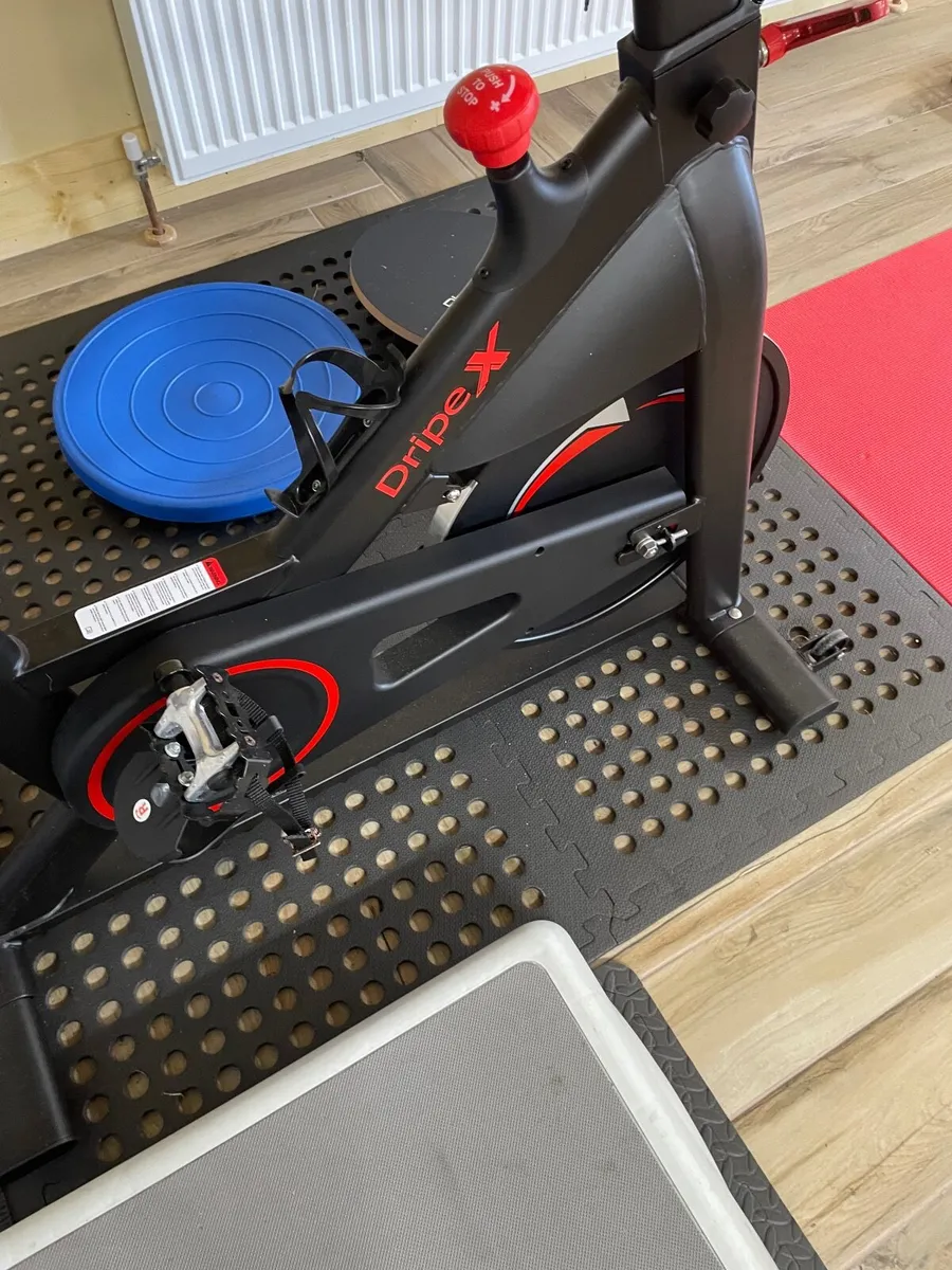 DripeX spin bike - Image 3