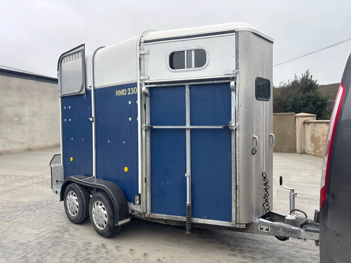 Ifor williams 505  horse box - Image 1