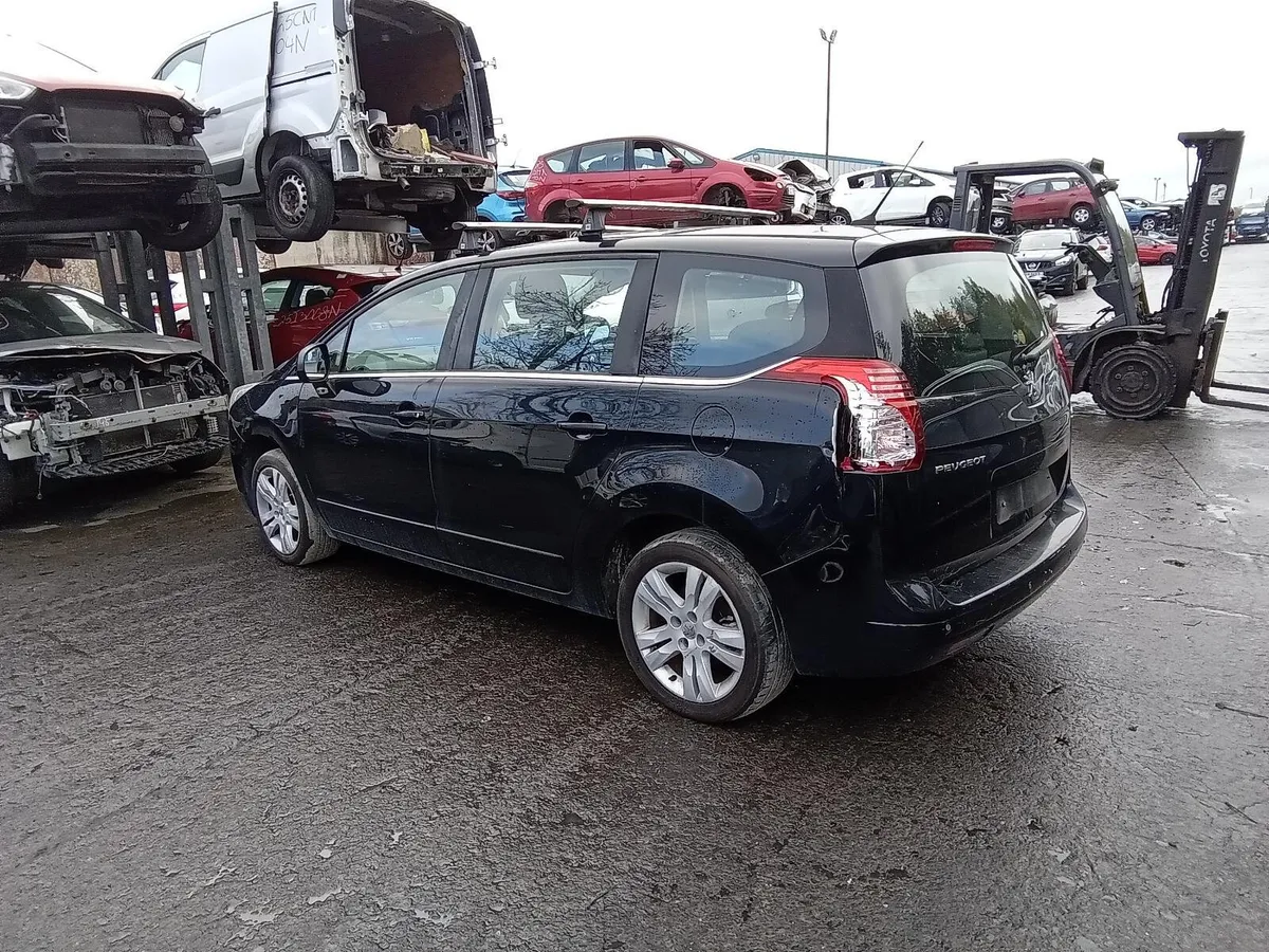2012 PEUGEOT 5008 BREAKING FOR PARTS - Image 2