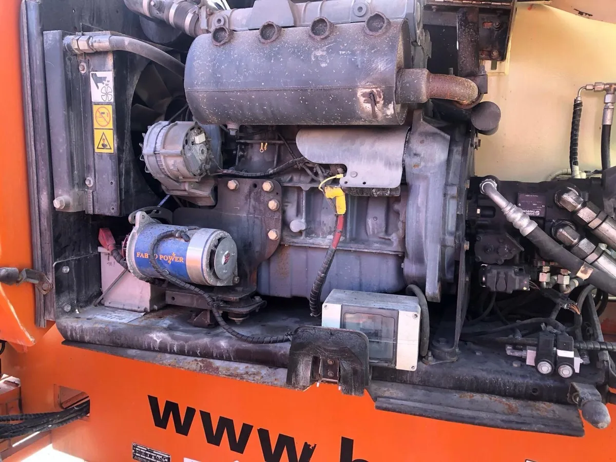 JLG 85FT BOOM LIFT - Image 4