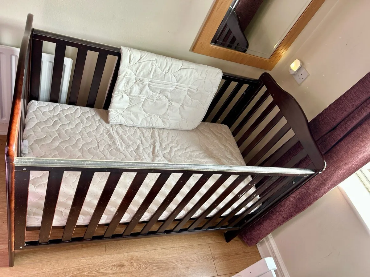 Baby crib wood - Image 2