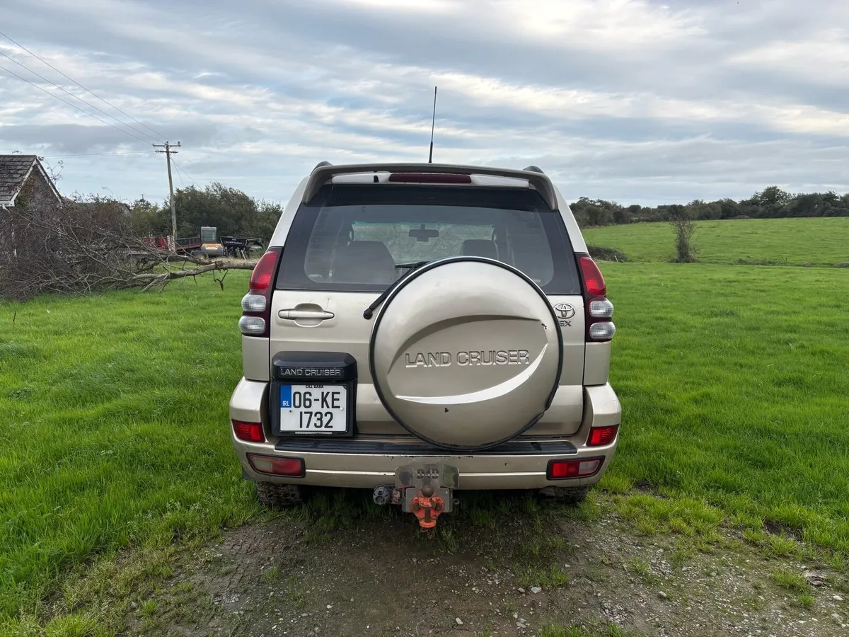 2006 Toyota Landcruiser - Image 3