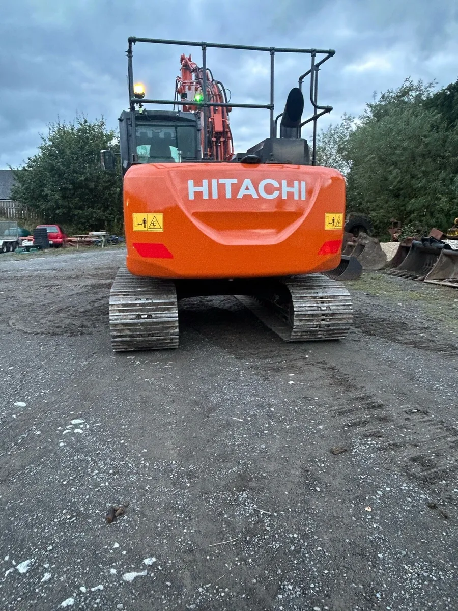 Hitachi 130-6 - Image 2