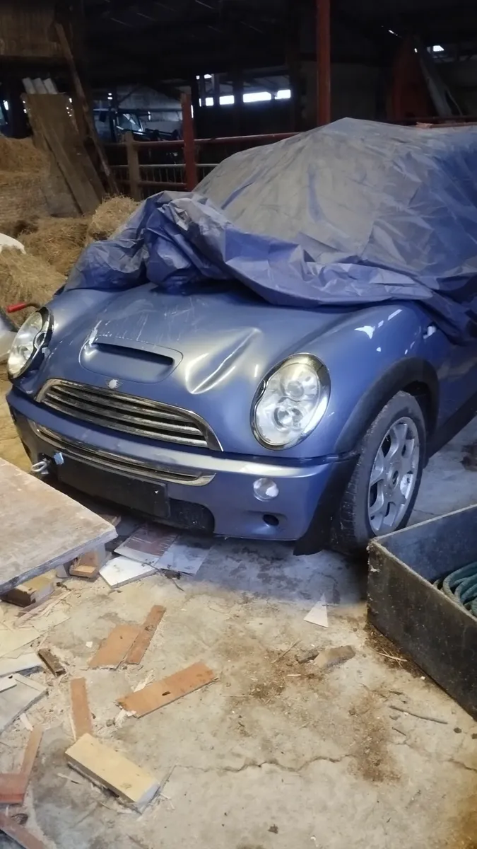 Mini r52 parts - Image 1