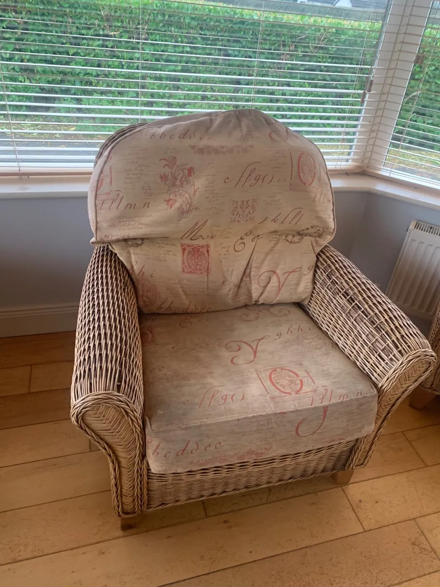 Sunroom wicker furniture - Image 2