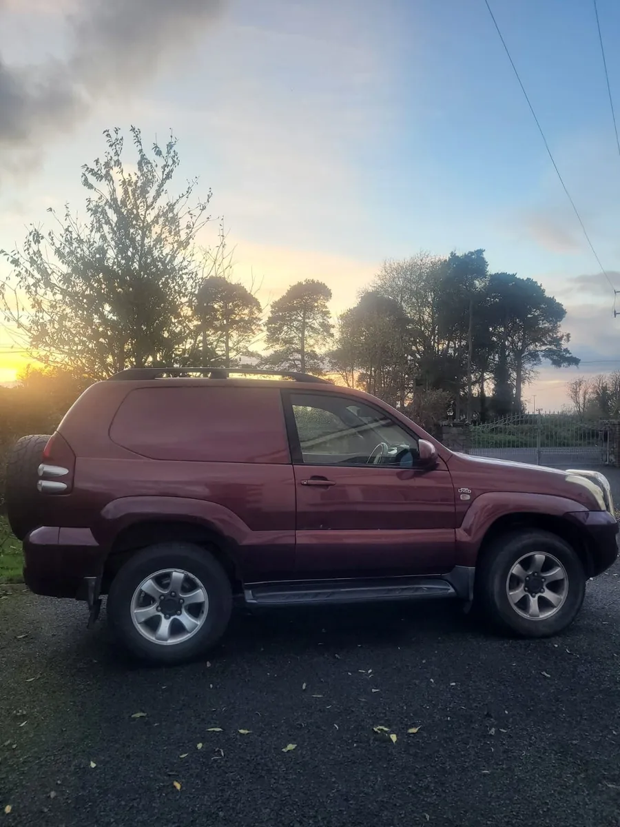 Toyota Land Cruiser 2006 - Image 3