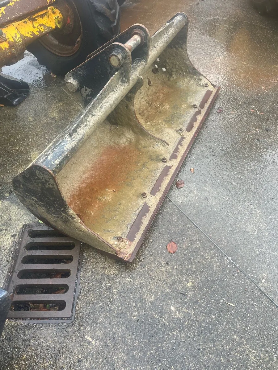 5ft Grading bucket 45mm pin - Image 3