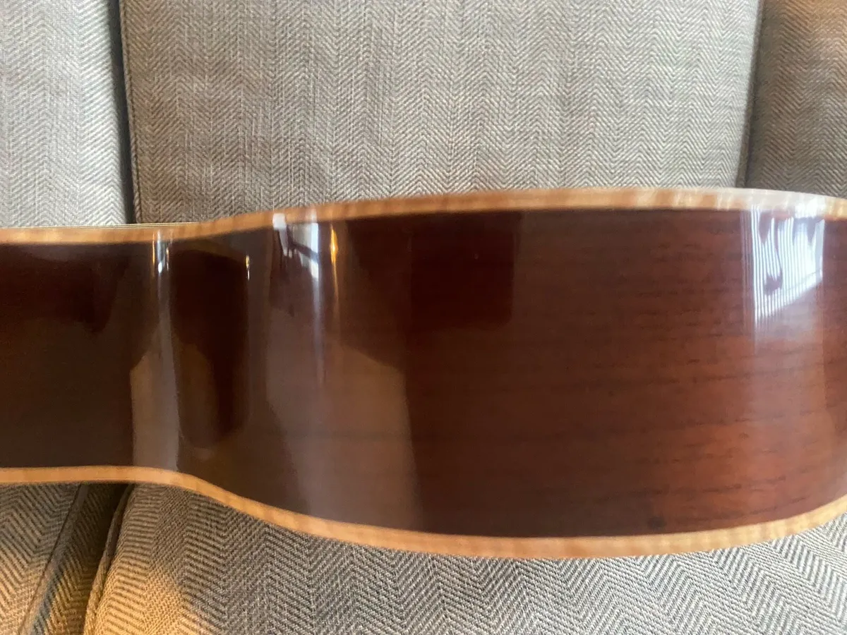 Handmade acoustic guitar - Image 4