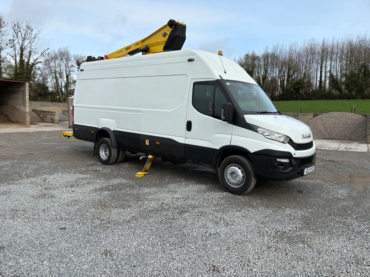 2017 Iveco Daily & 14.3M Man Lift - Image 3