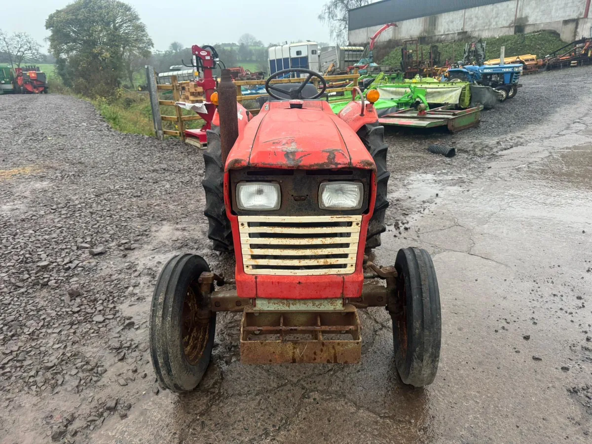Yanmar ym2610 compact tractor - Image 4
