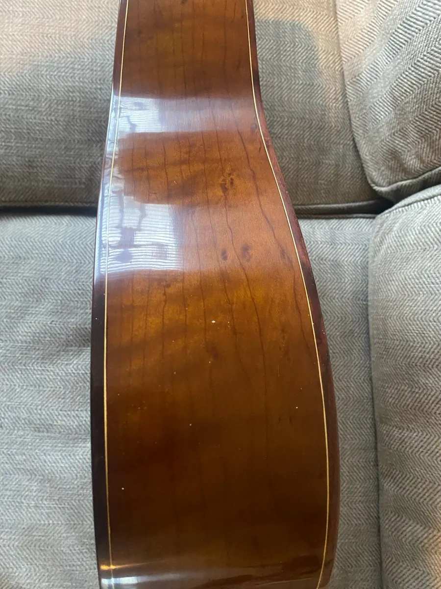 Guitar acoustic - Image 4