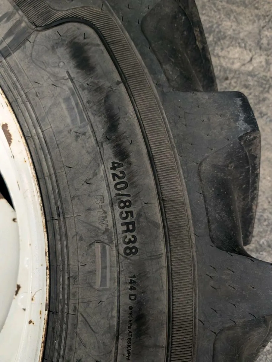 Full set Wheels suit ford/New holland - Image 3