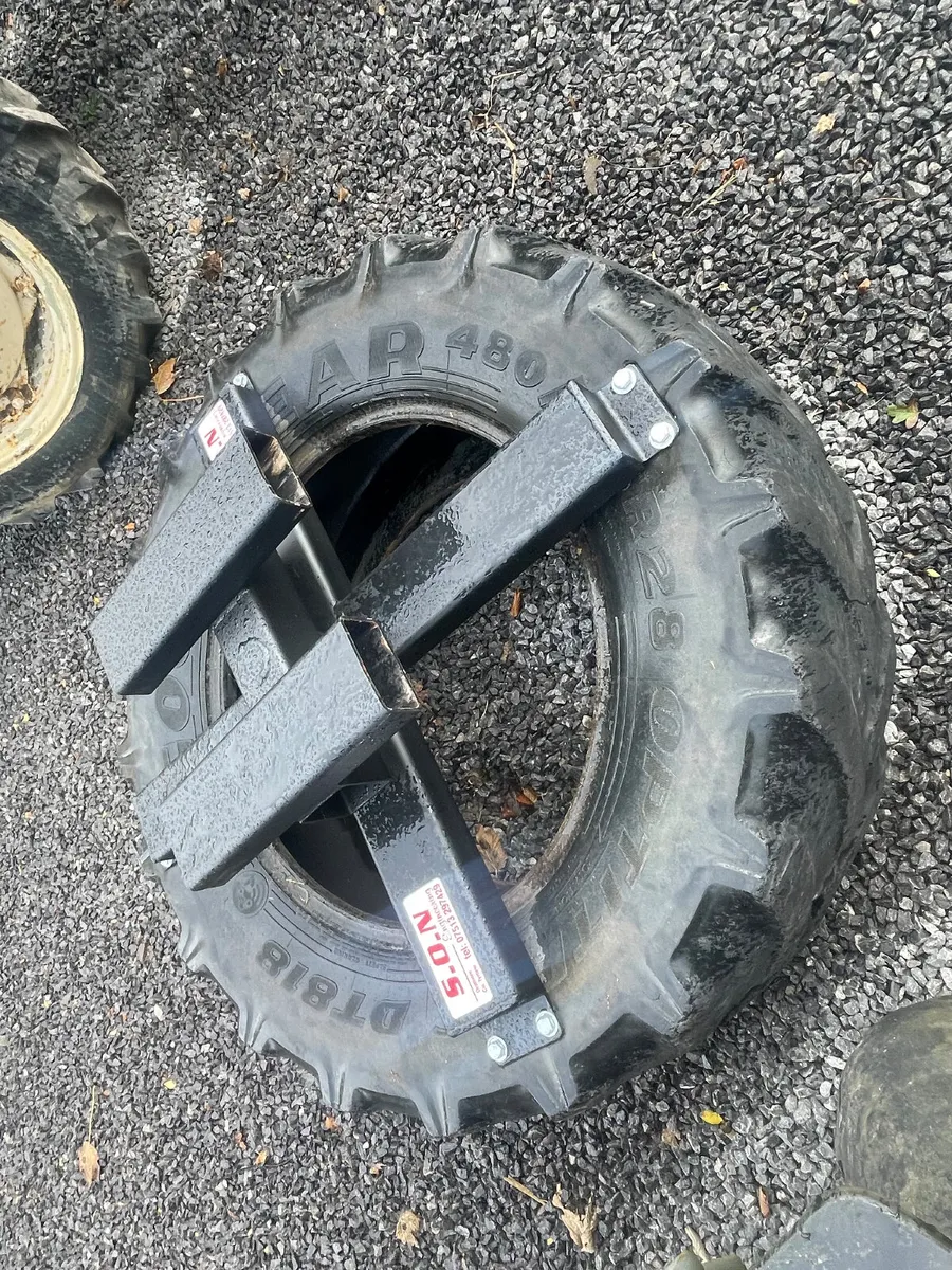 Silage pusher - Image 2