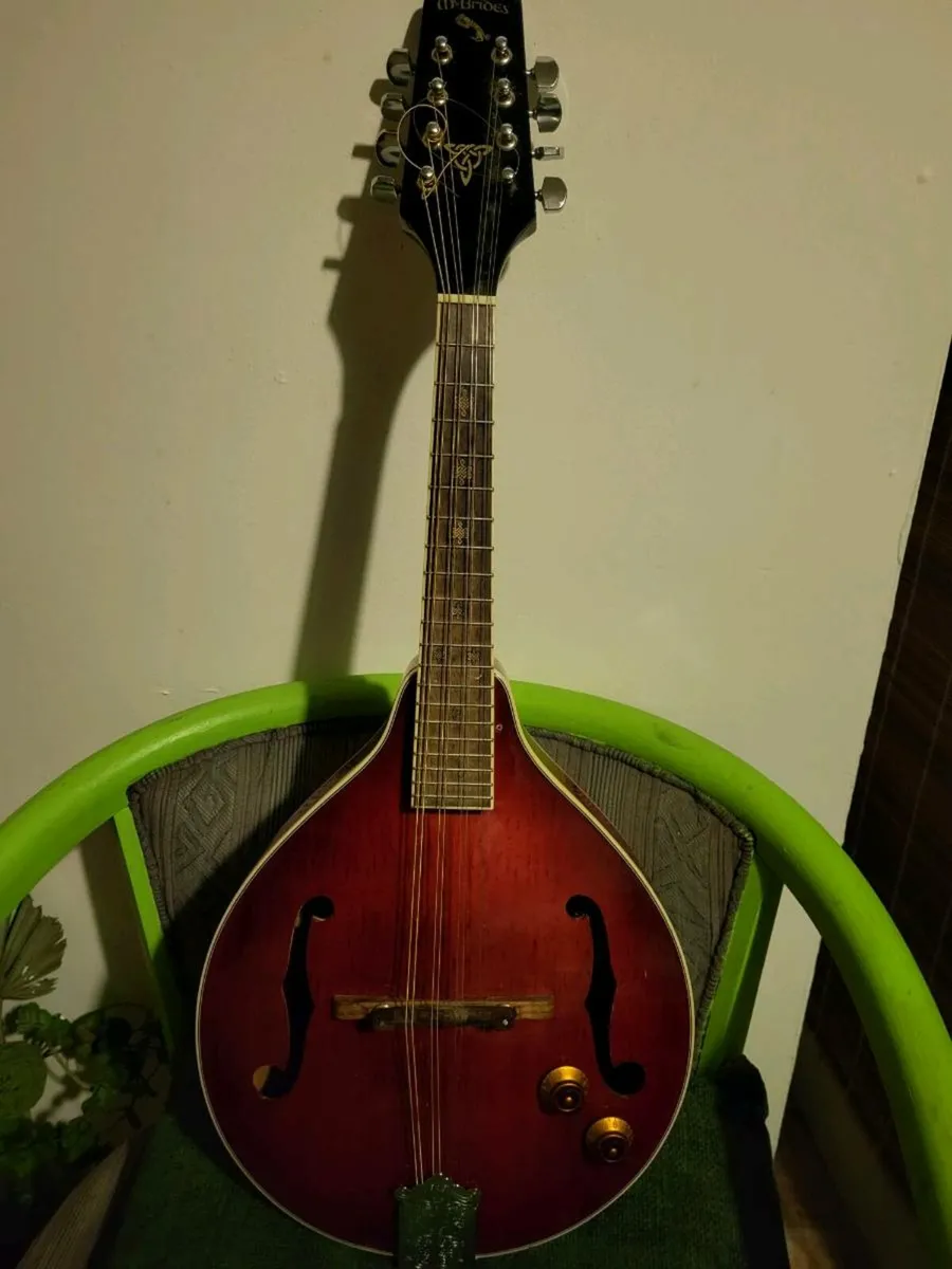 McBrides Mandolin - Image 2